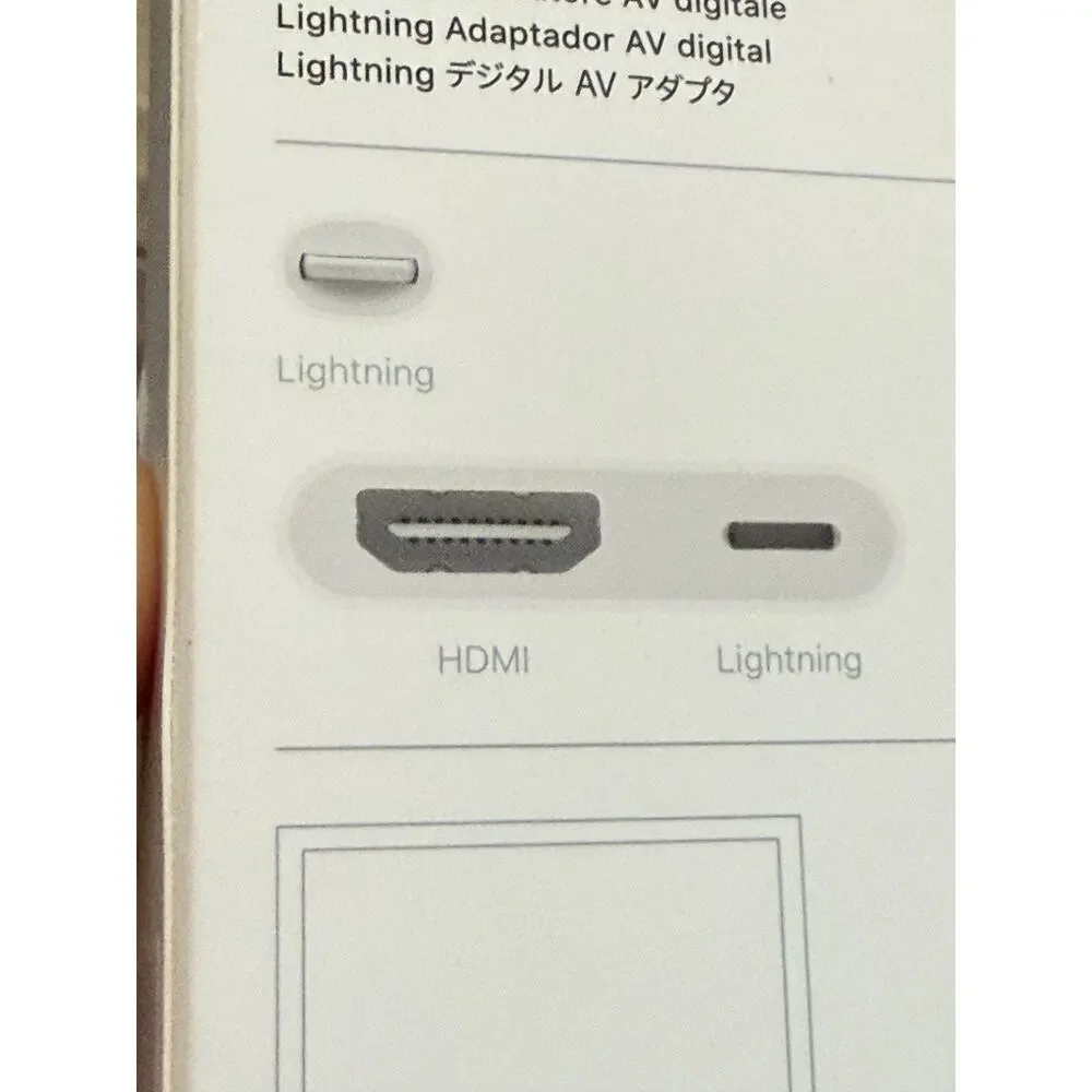 Genuine Apple Lightning to Digital AV Adapter HDMI & Lightning MD826AM/A NEW